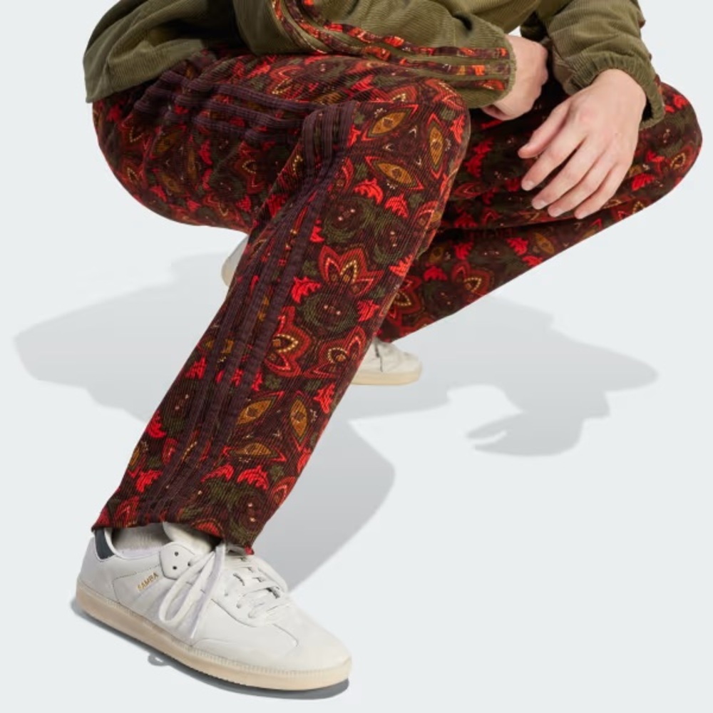 ADIDAS Men's Corduroy Cotton Track Pants IS5277 Size Small 1970’s Style Paisley